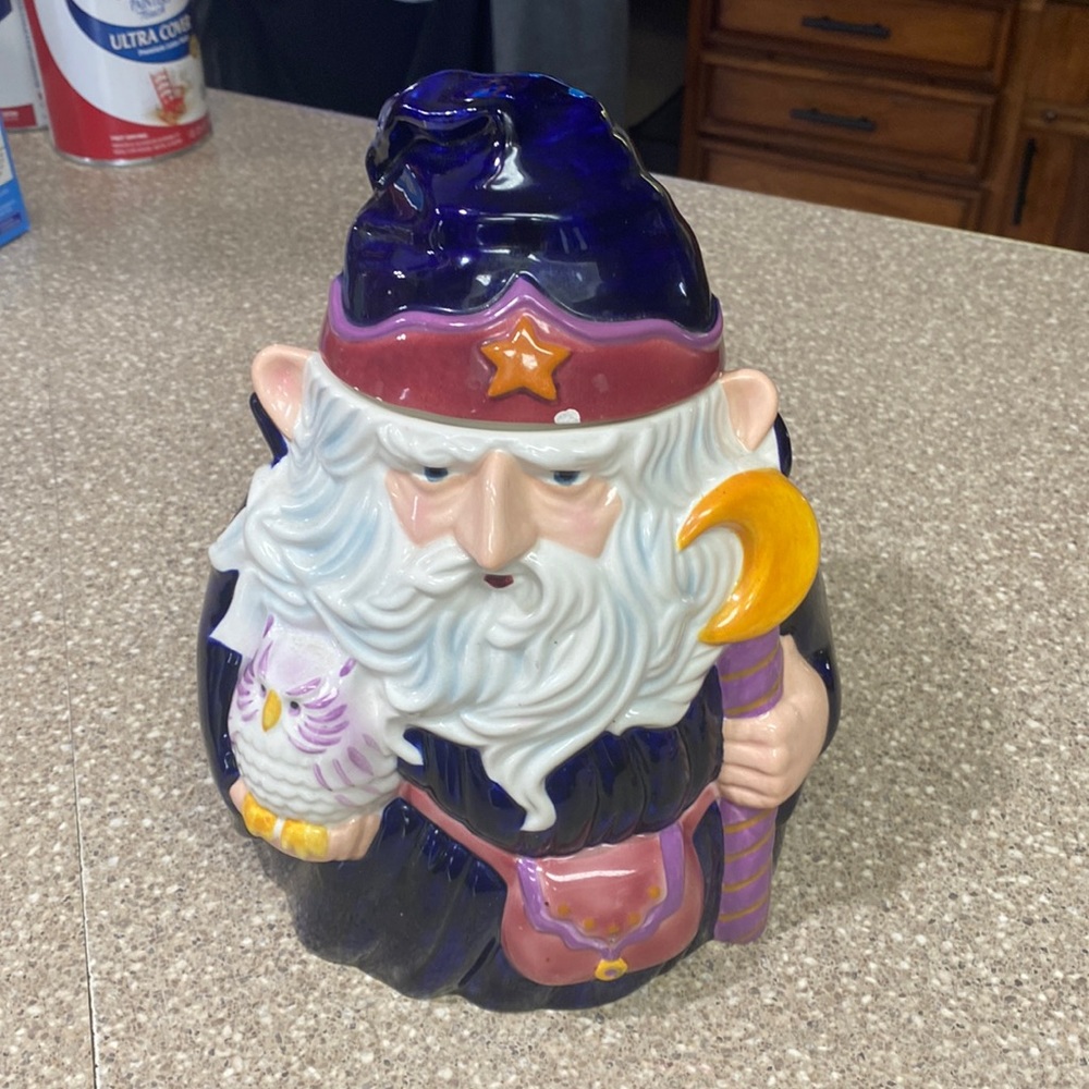 Cookie jar